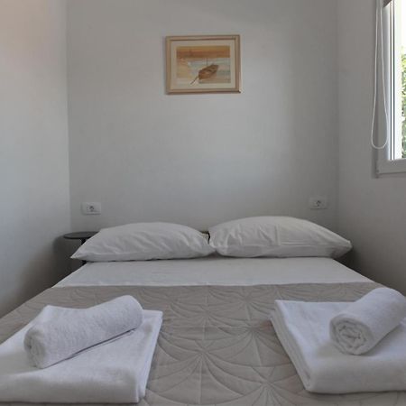 Apartment With Terrace And Sea View - Lucic Trogir Luaran gambar